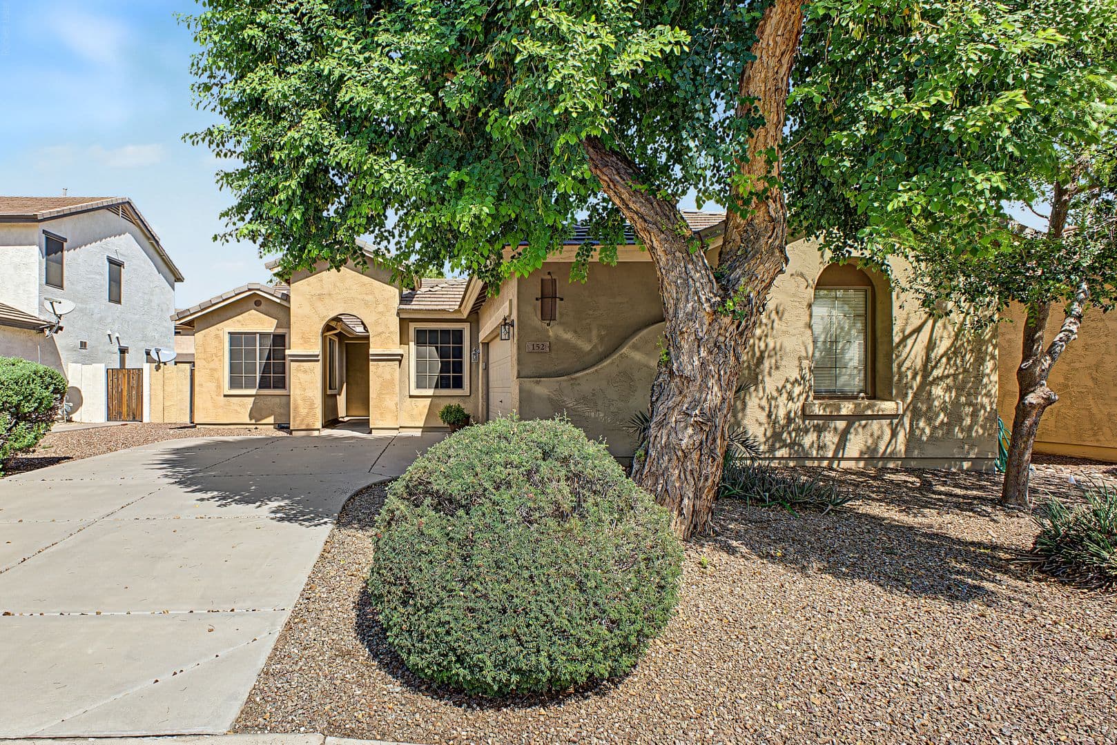Chandler House: 152 W Hawk Way