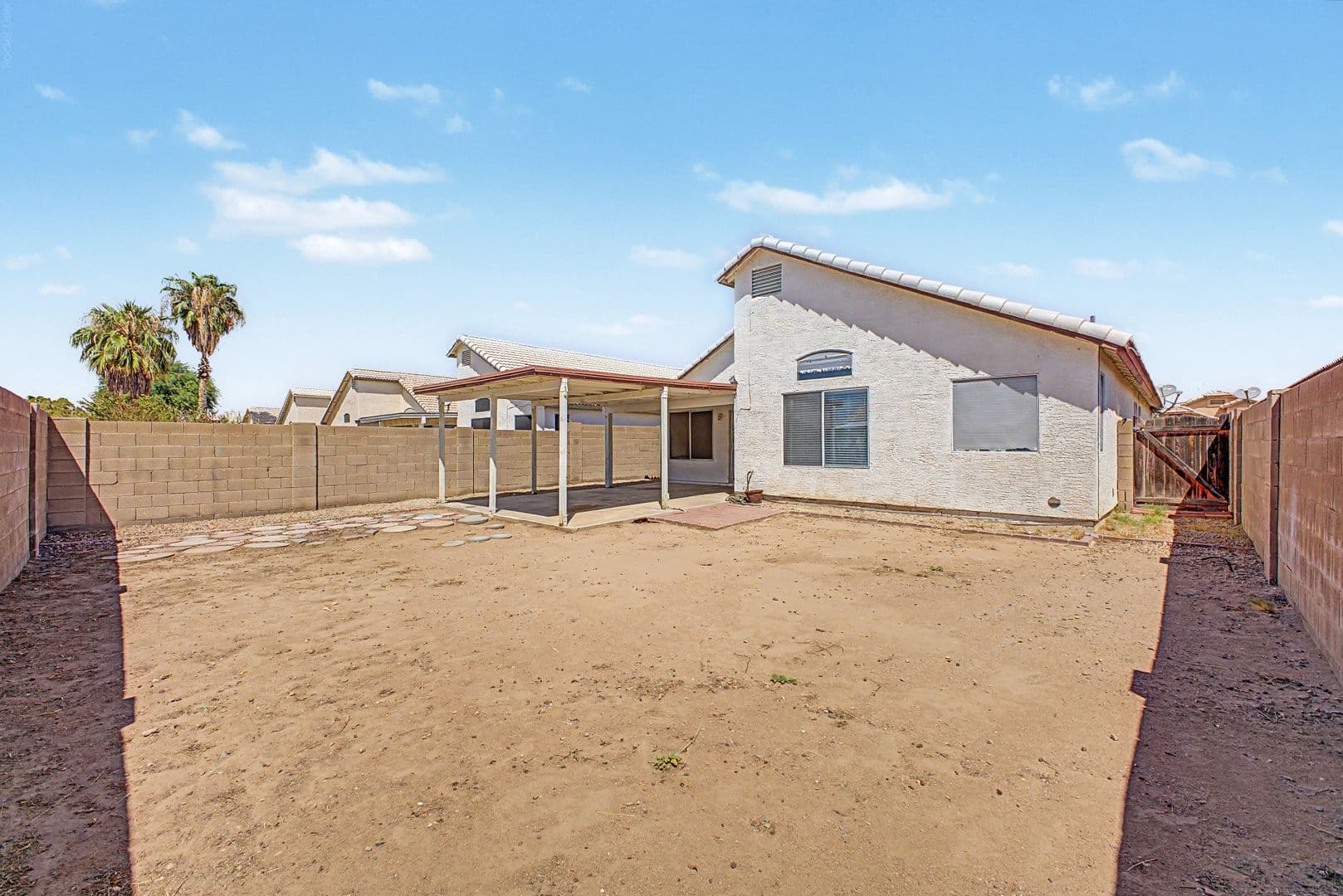 Peoria House: 8359 W. Bluefield Avenue