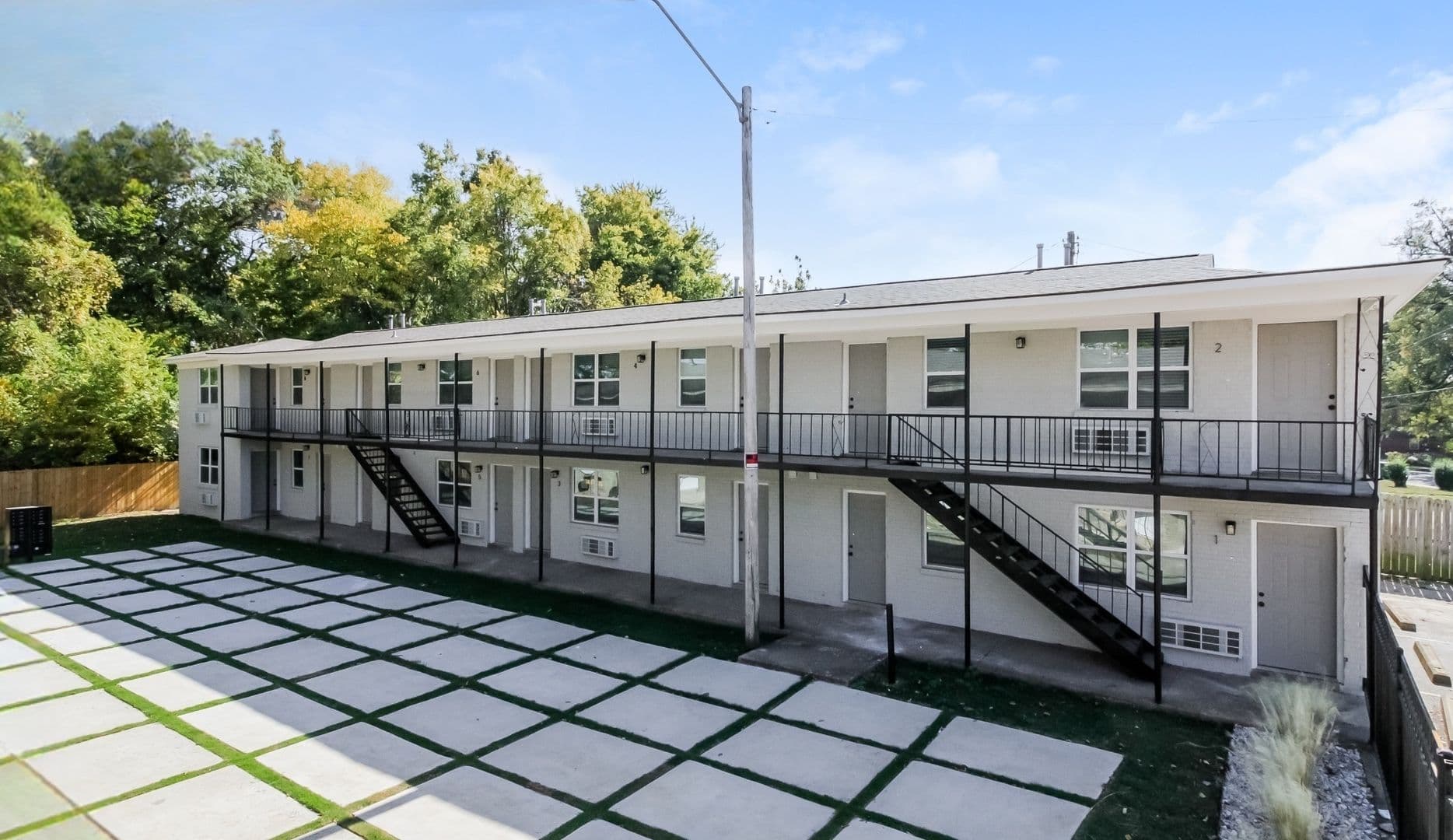 Memphis Apartment: 1018 N 7th Street
