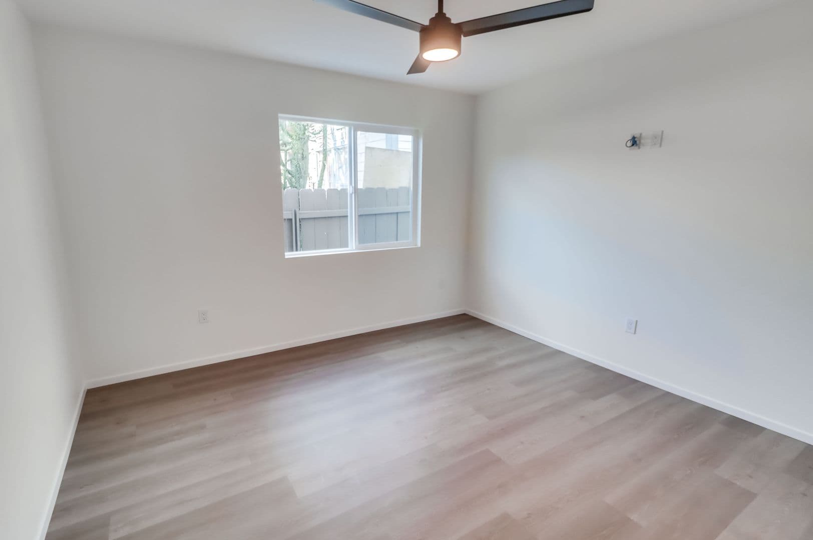 San Diego Apartment: 3042-3044 J St.