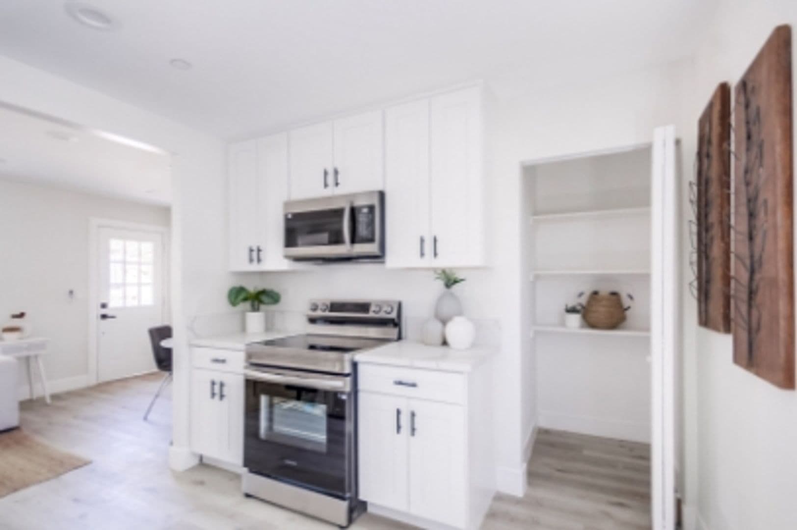 Alpine Apartment: 1329 Marshall Rd. Alpine