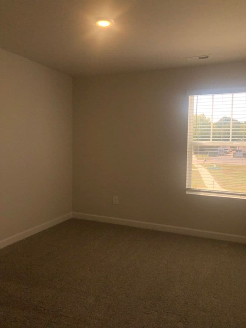 Monroe Townhome: 1802 Braemer Village Dr.