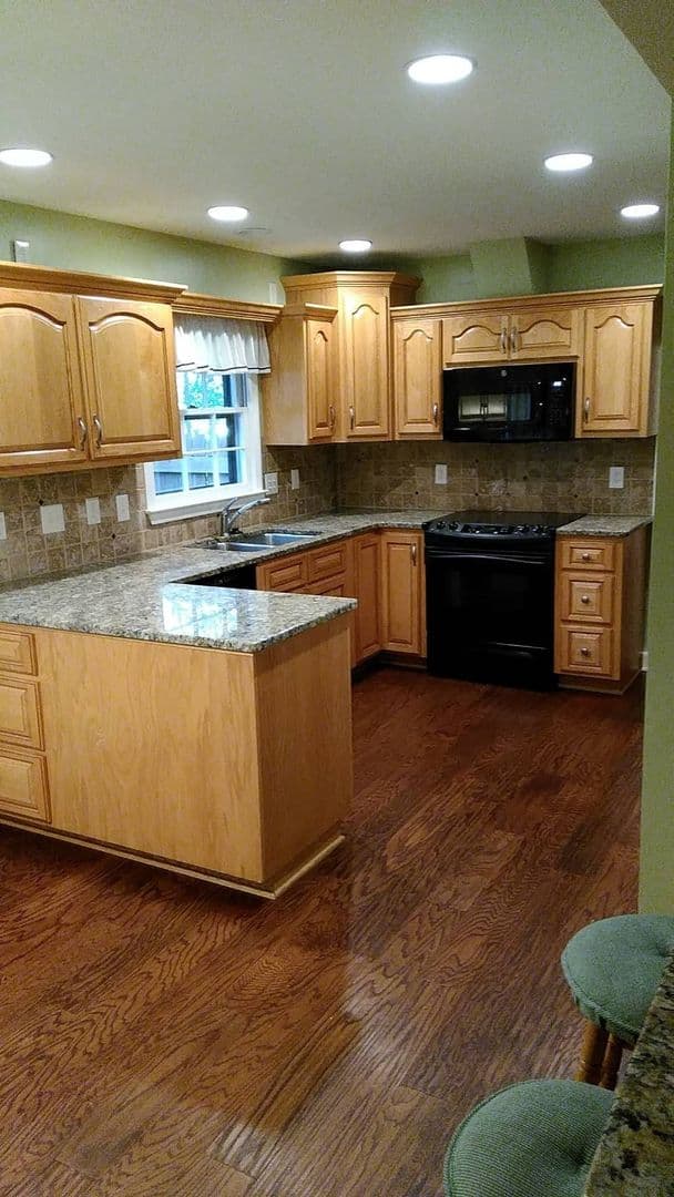 Matthews House: 433 Raintree Drive