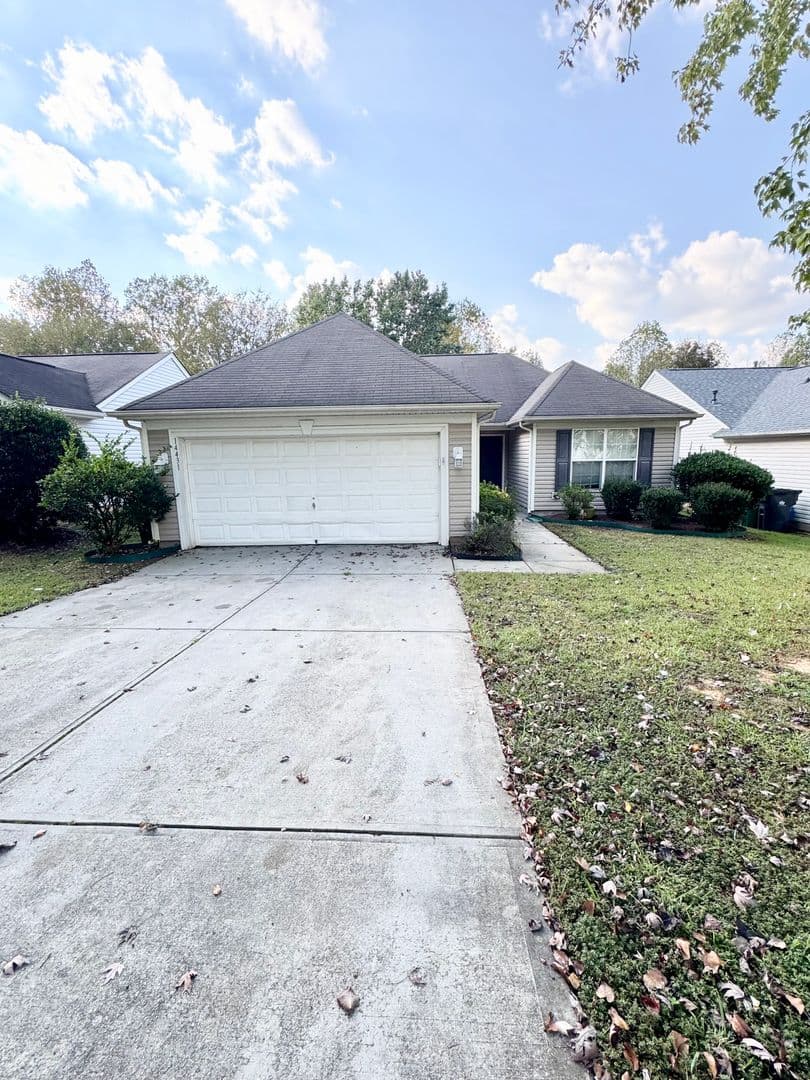 Charlotte House: 14431 O Casey Lane