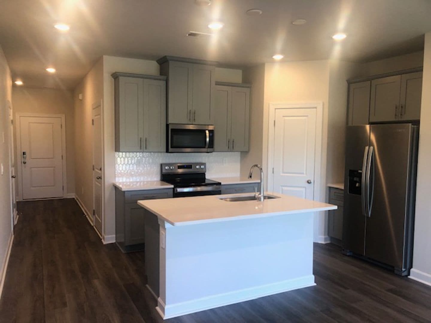 Monroe Townhome: 1802 Braemer Village Dr.