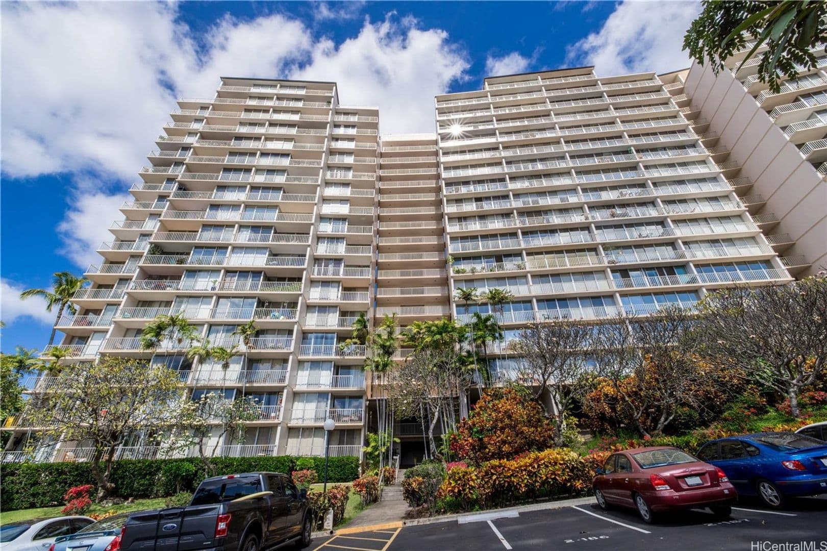 Waianae House: 84-680 Kili Dr 607 B