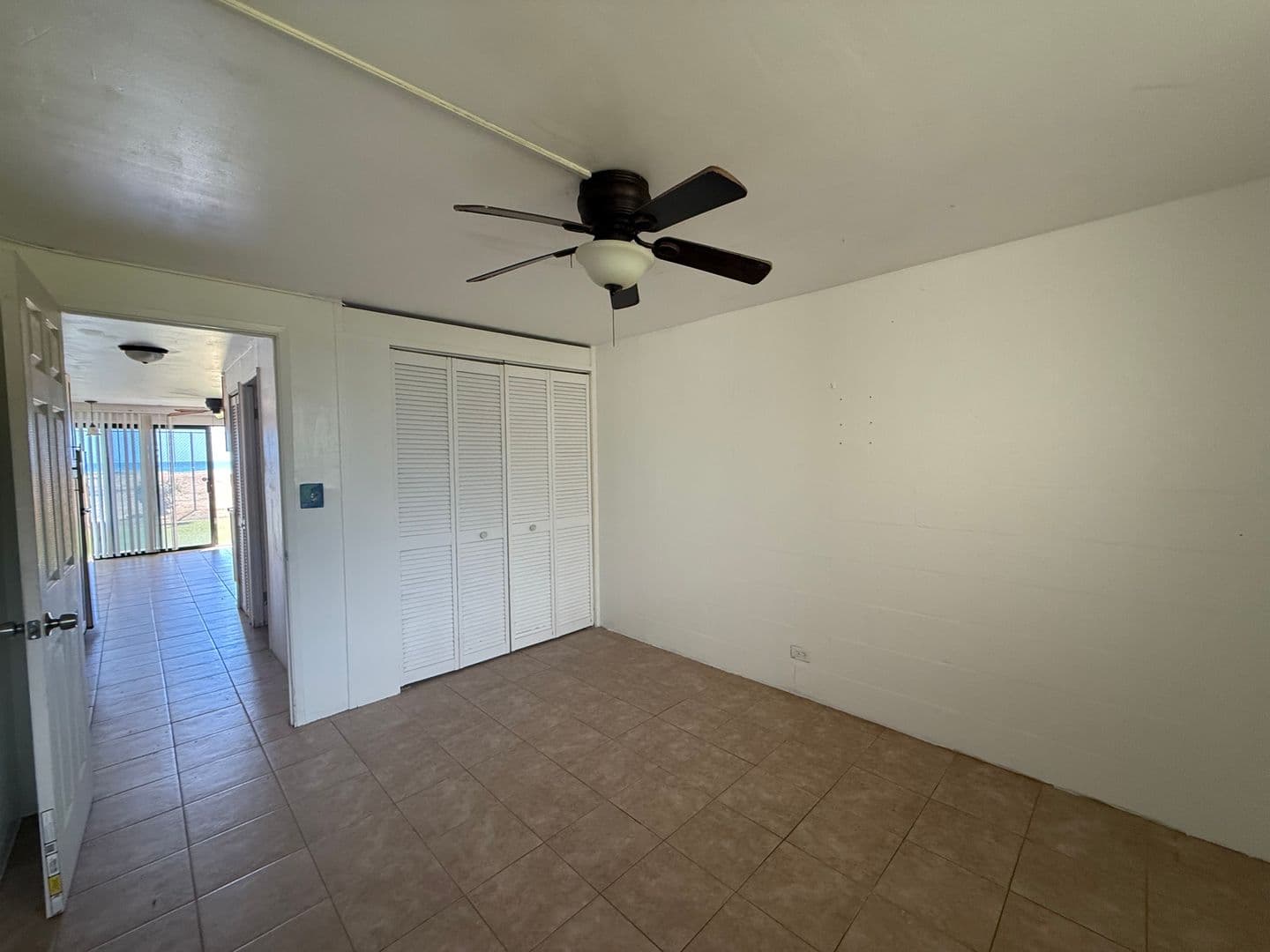Waianae House: 85-175 Farrington Hwy. A-114