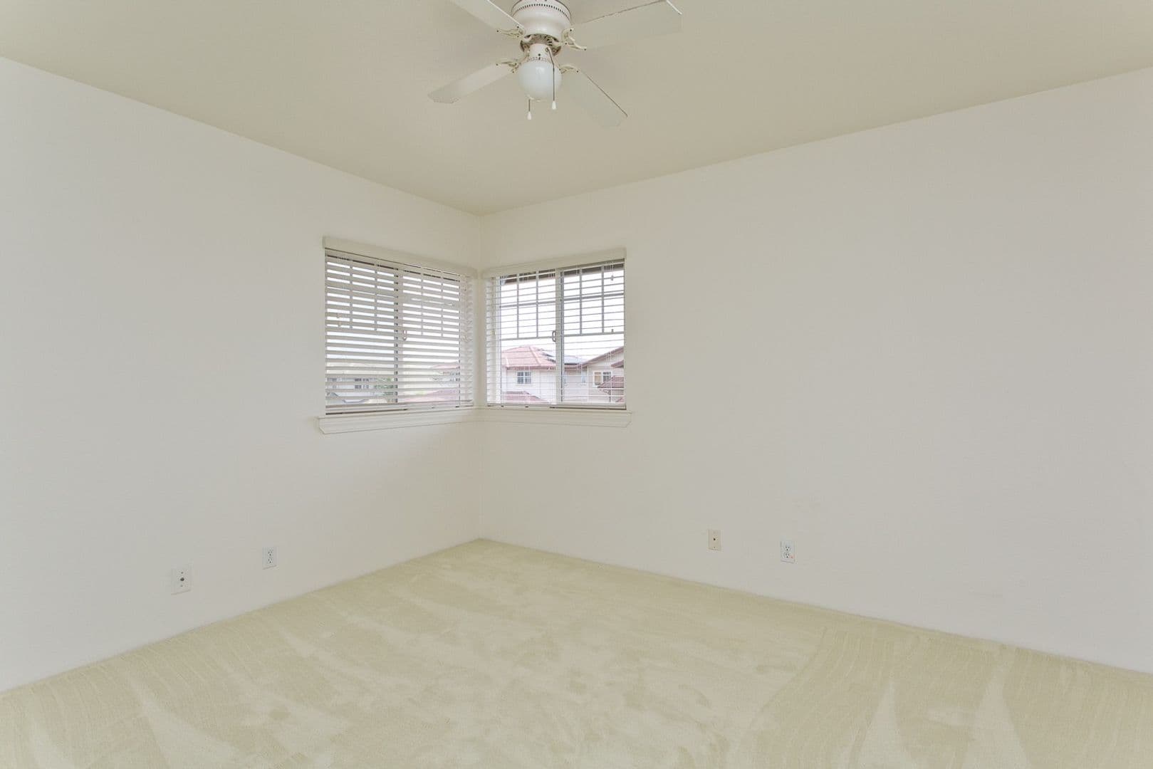 Kapolei House: 91-202 Paiaha Pl