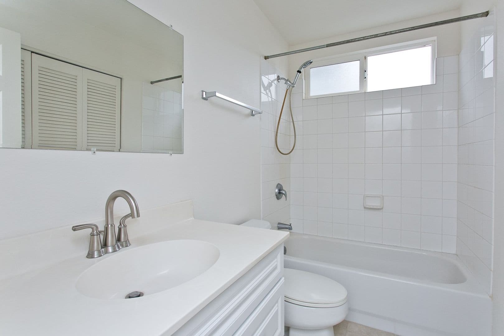 Kapolei House: 91-202 Paiaha Pl