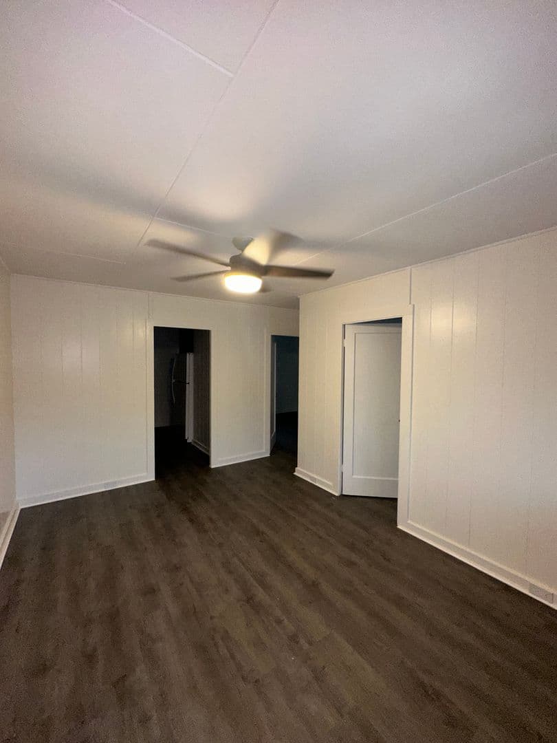 Pearl City House: 98-232 Kaluamoi Pl