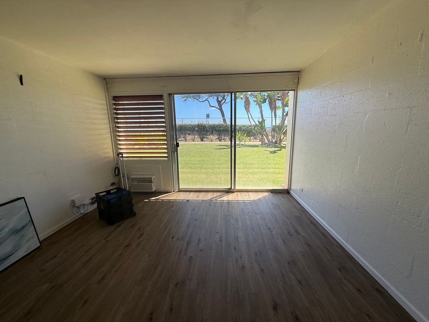 Waianae House: 85-175 Farrington Hwy. A119