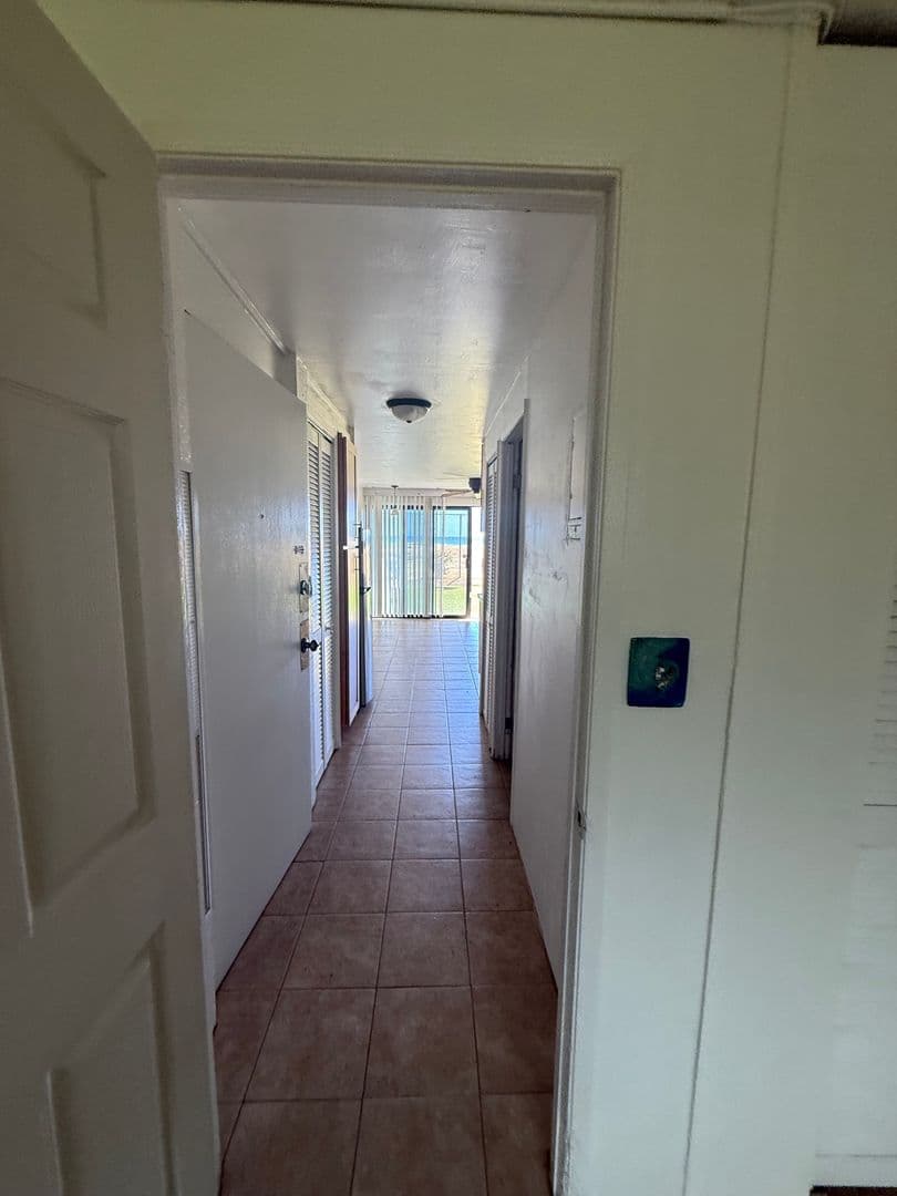 Waianae House: 85-175 Farrington Hwy. A-114
