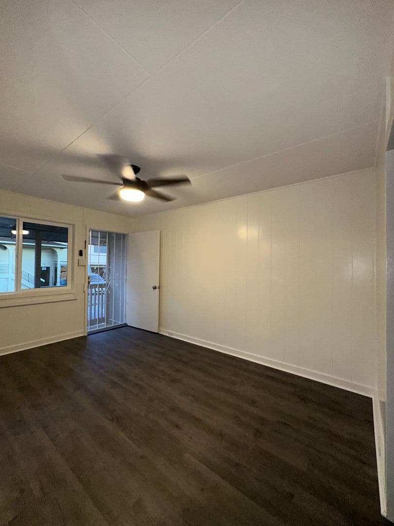 Pearl City House: 98-232 Kaluamoi Pl