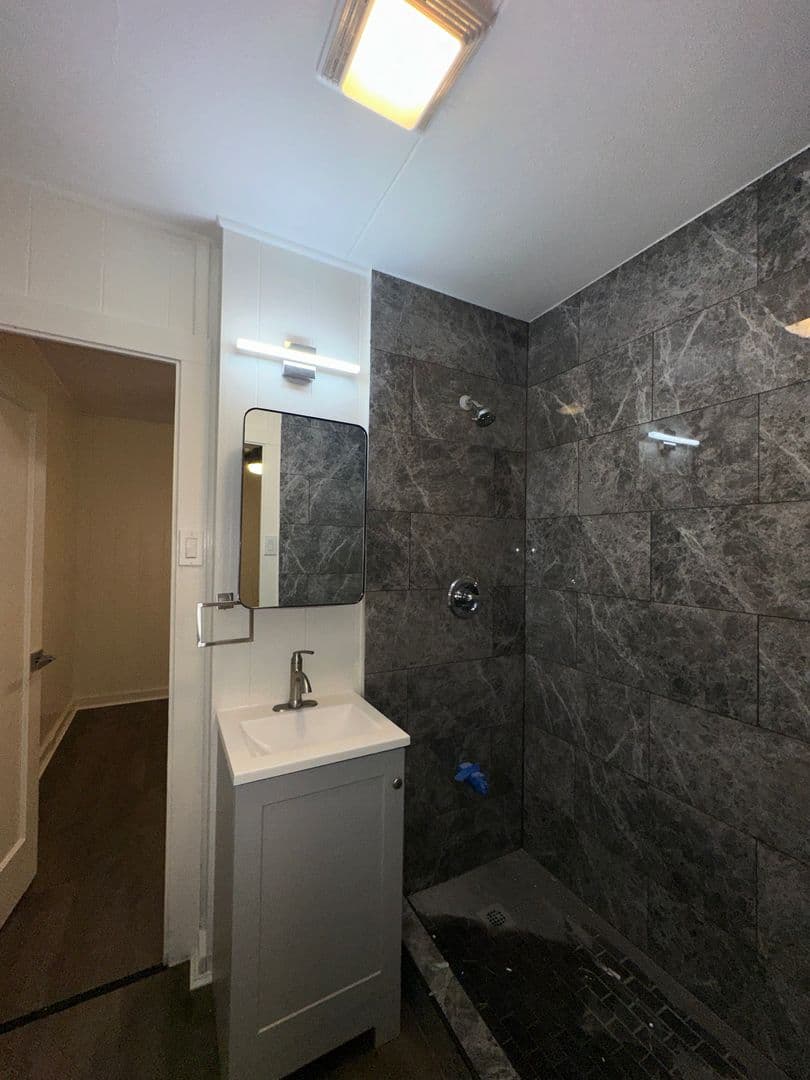Pearl City House: 98-232 Kaluamoi Pl