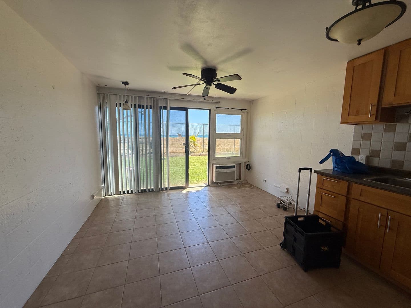 Waianae House: 85-175 Farrington Hwy. A-114