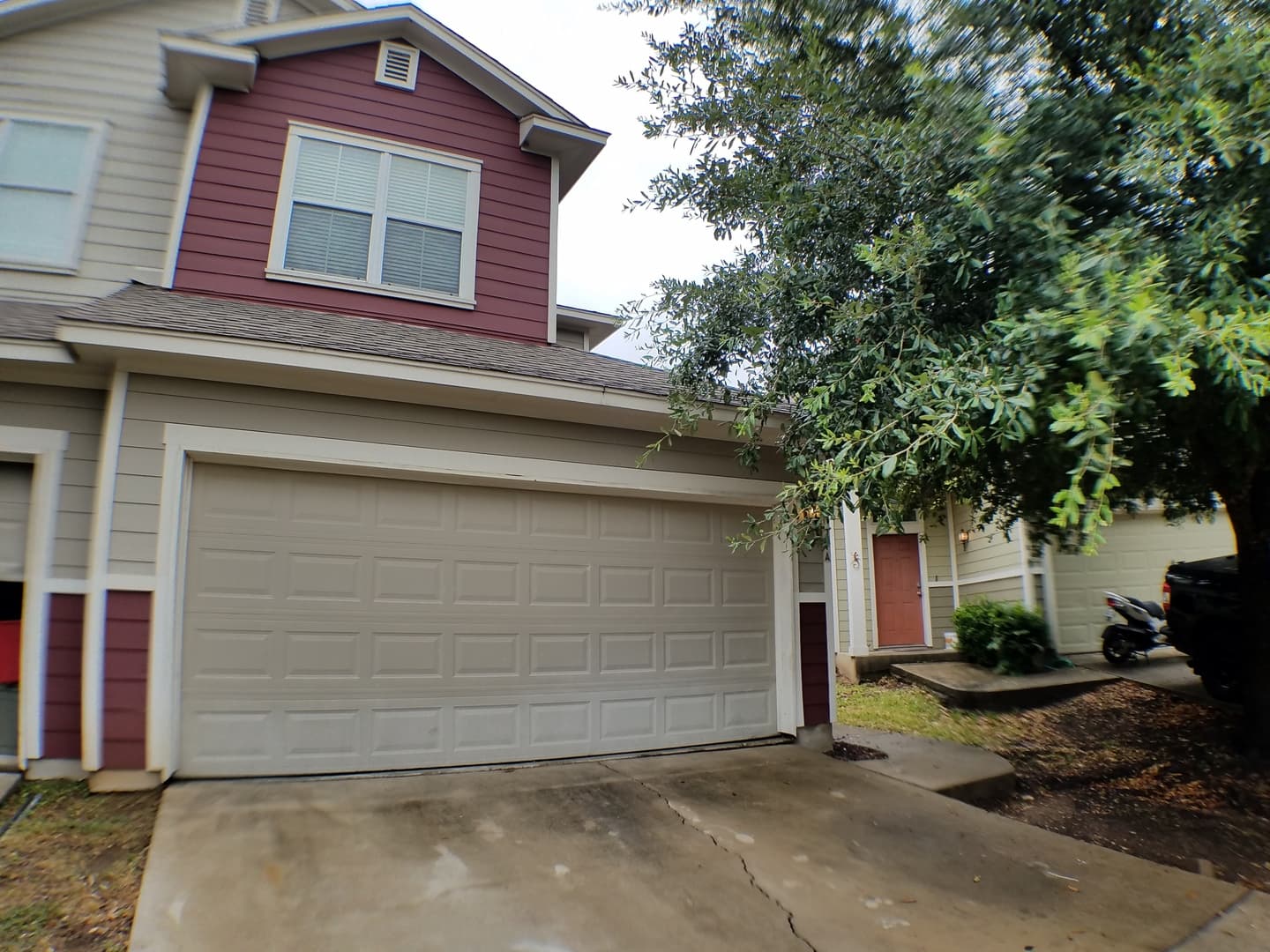 Austin Apartment: 2502 Allred Dr