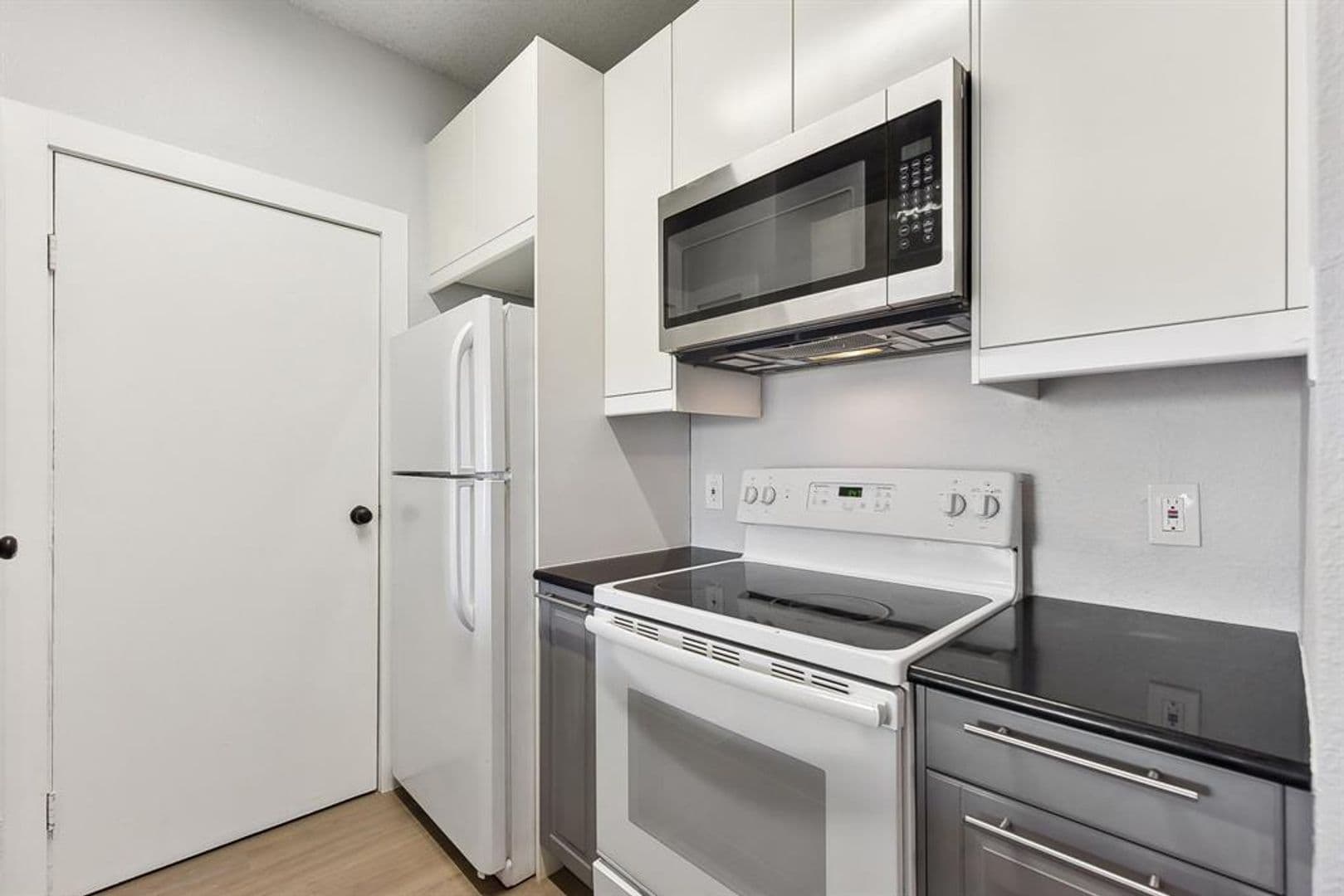 Austin Condo: 12166 Metric Blvd Apt 3011