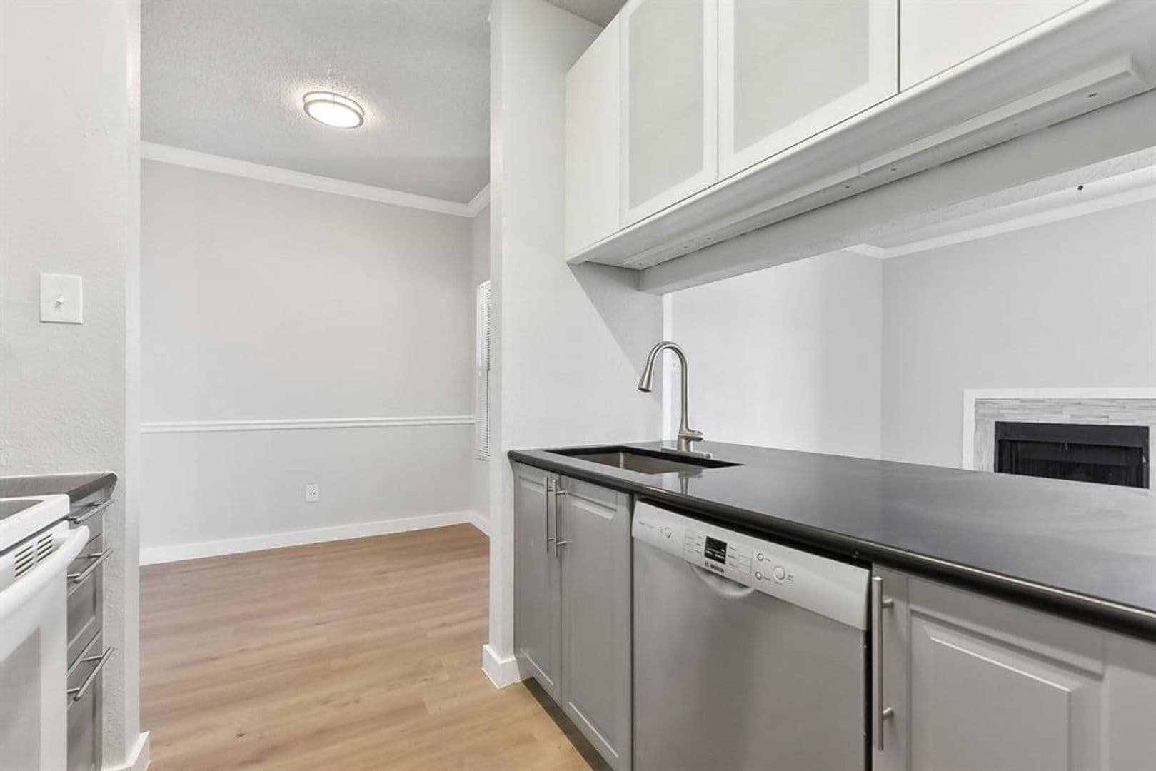 Austin Condo: 12166 Metric Blvd Apt 3011