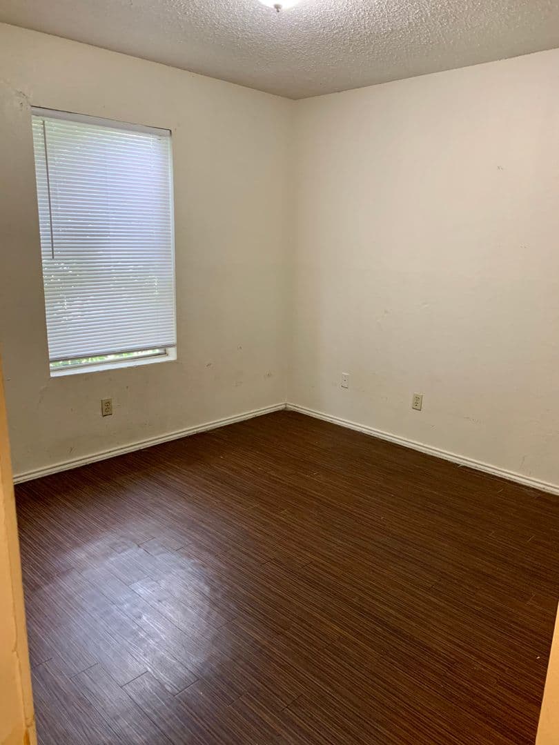 Austin Apartment: 5701 Spring Meadow Rd