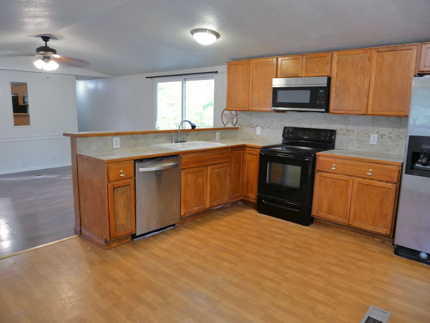Del Valle House: 1504 Citation Cr Unit A