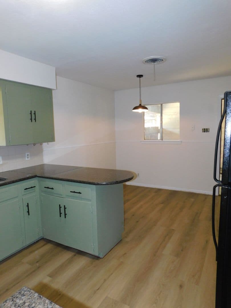 Austin Apartment: 1708 Redd / 4415 Russell