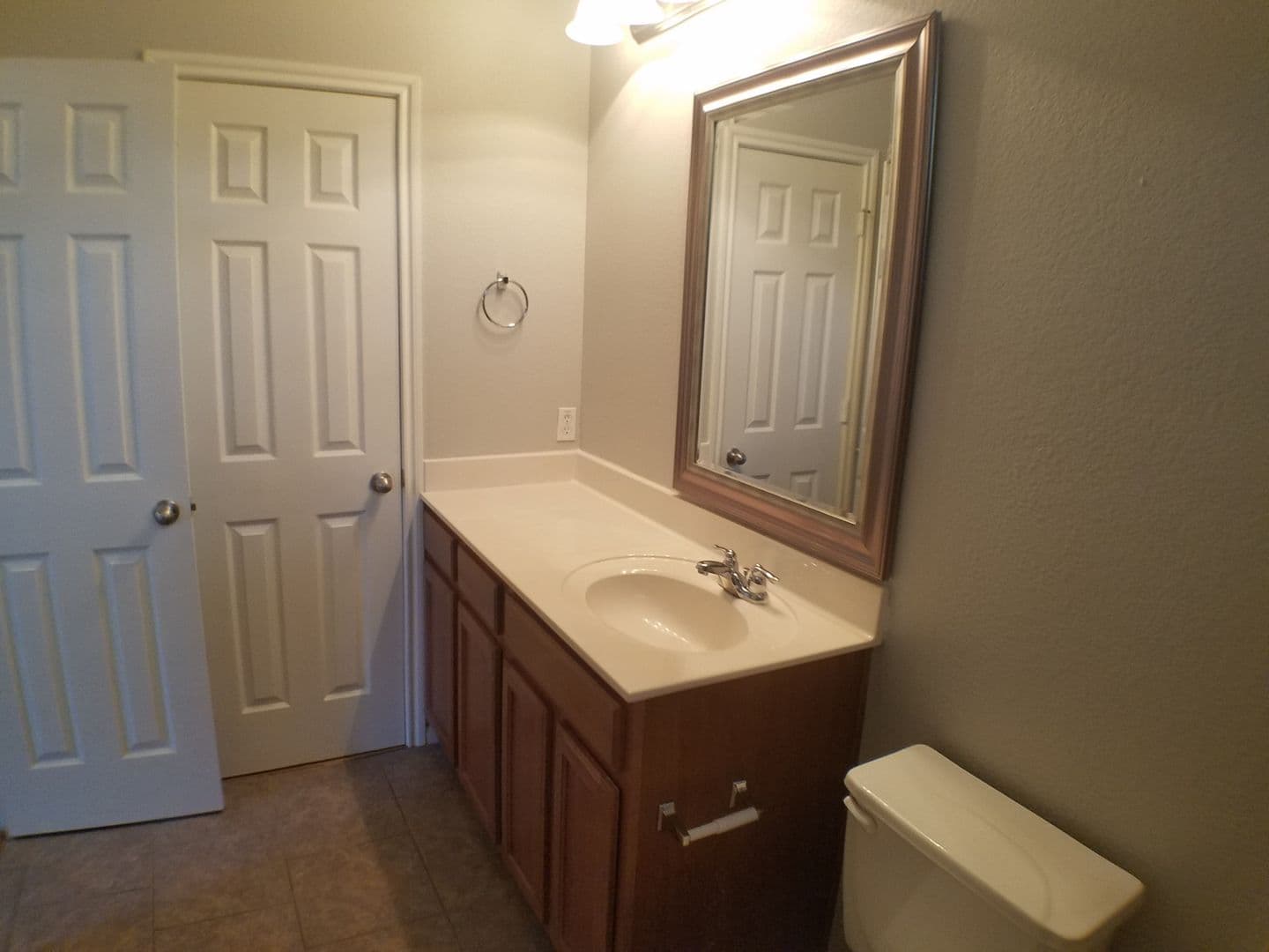 Austin Apartment: 2502 Allred Dr