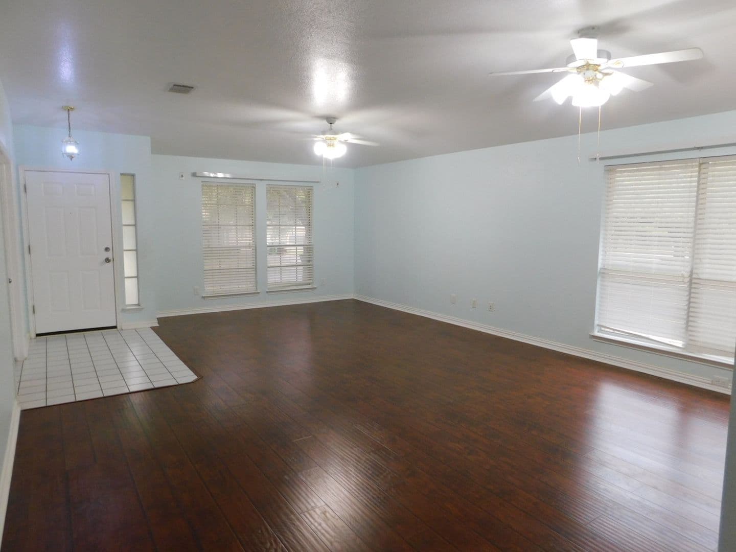 Round Rock House: 1301 Leah Ln