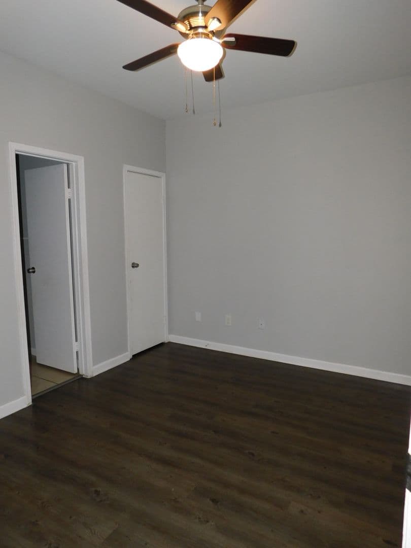 Austin House: 12166 Metric Blvd Apt 131