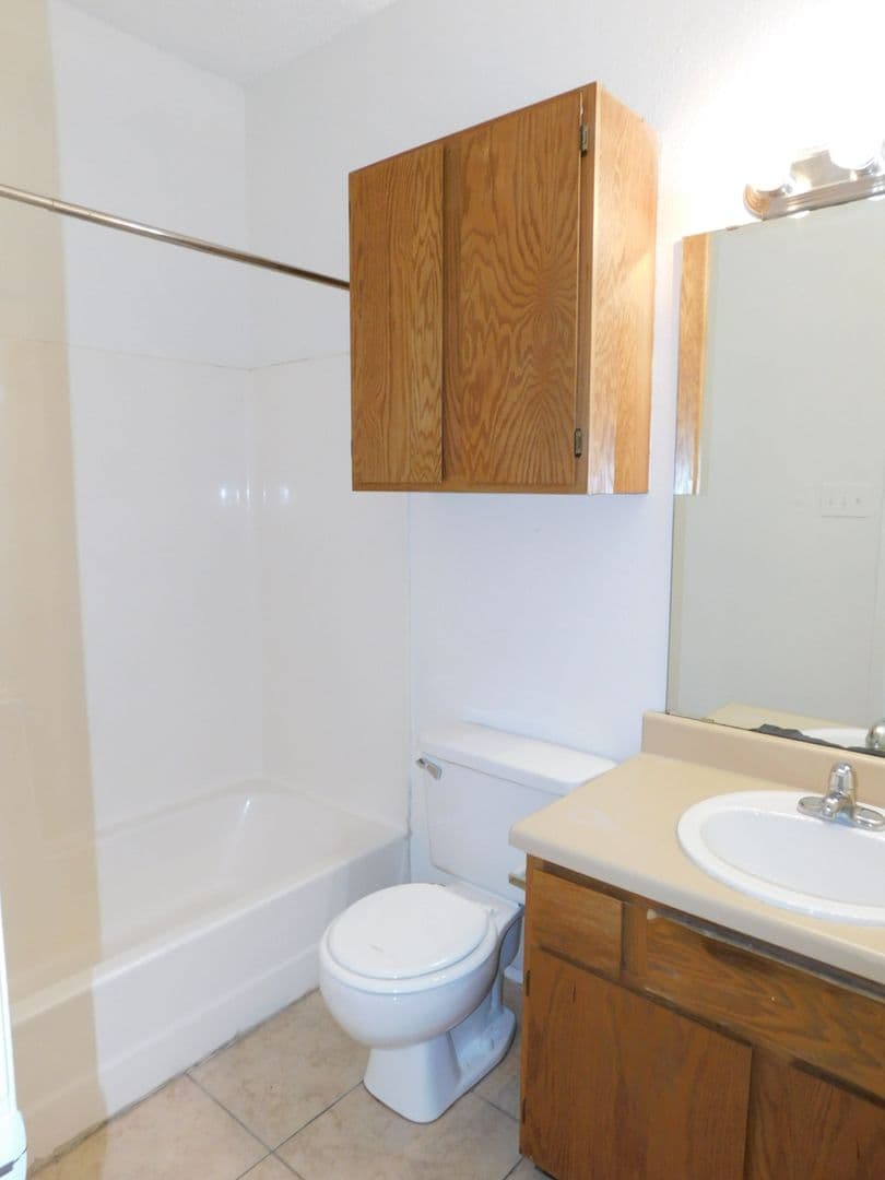 Austin Apartment: 2509 W Slaughter Ln