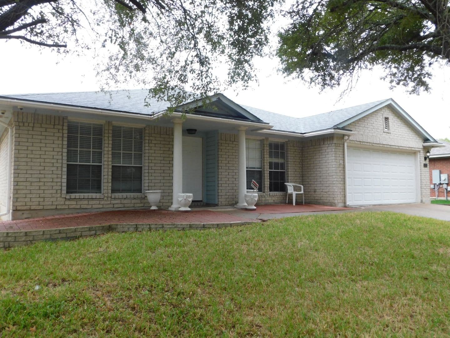 Round Rock House: 1301 Leah Ln