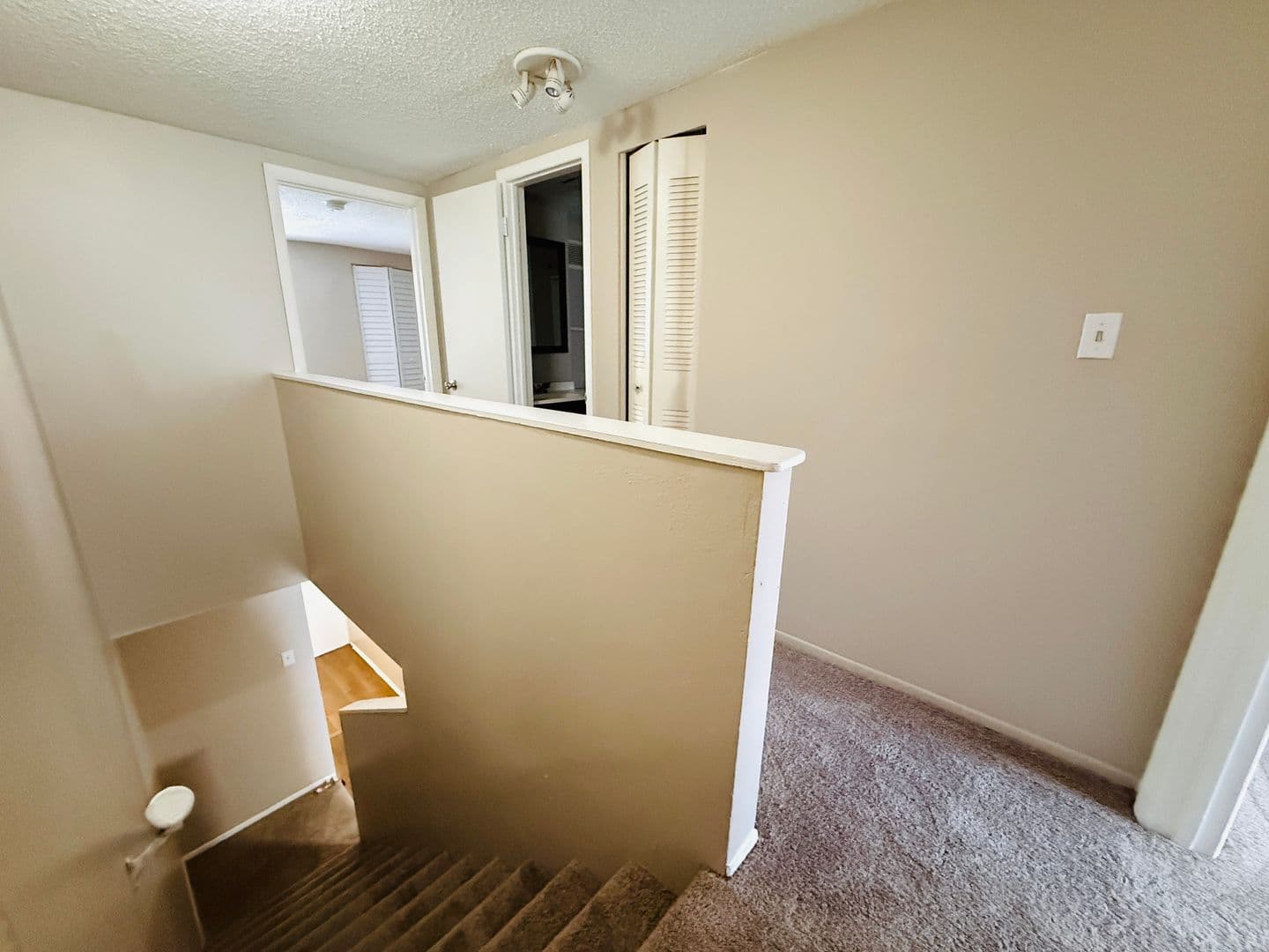 Tampa Condo: 7525 Pitch Pine Cir. Apt. D