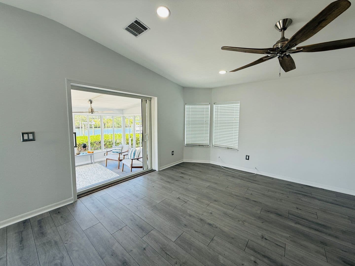 Tampa House: 4851 W. Gandy Blvd. Canal 5