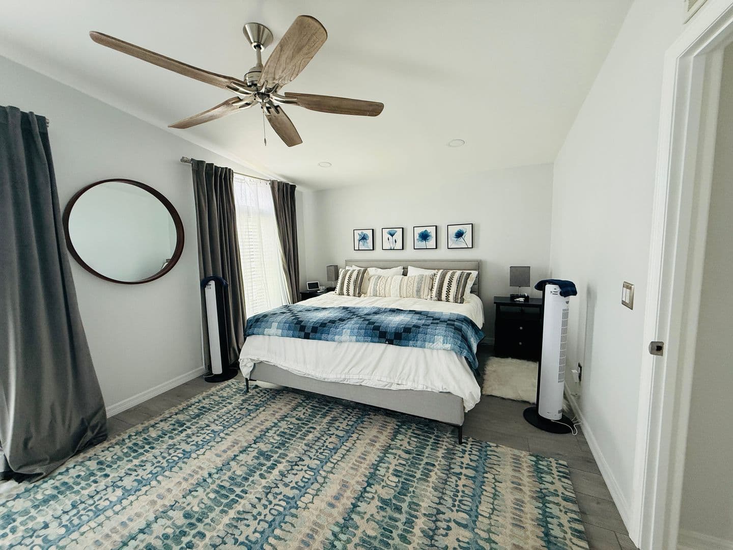 Tampa House: 4851 W. Gandy Blvd. Canal 5