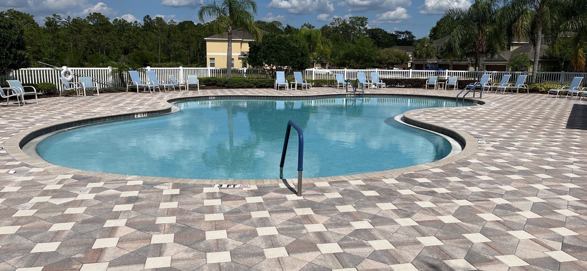 Tampa Townhome: 8533 Trailwind Drive