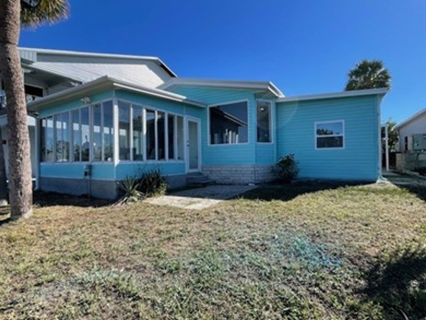 Tampa House: 4851 W. Gandy Blvd. Canal 5