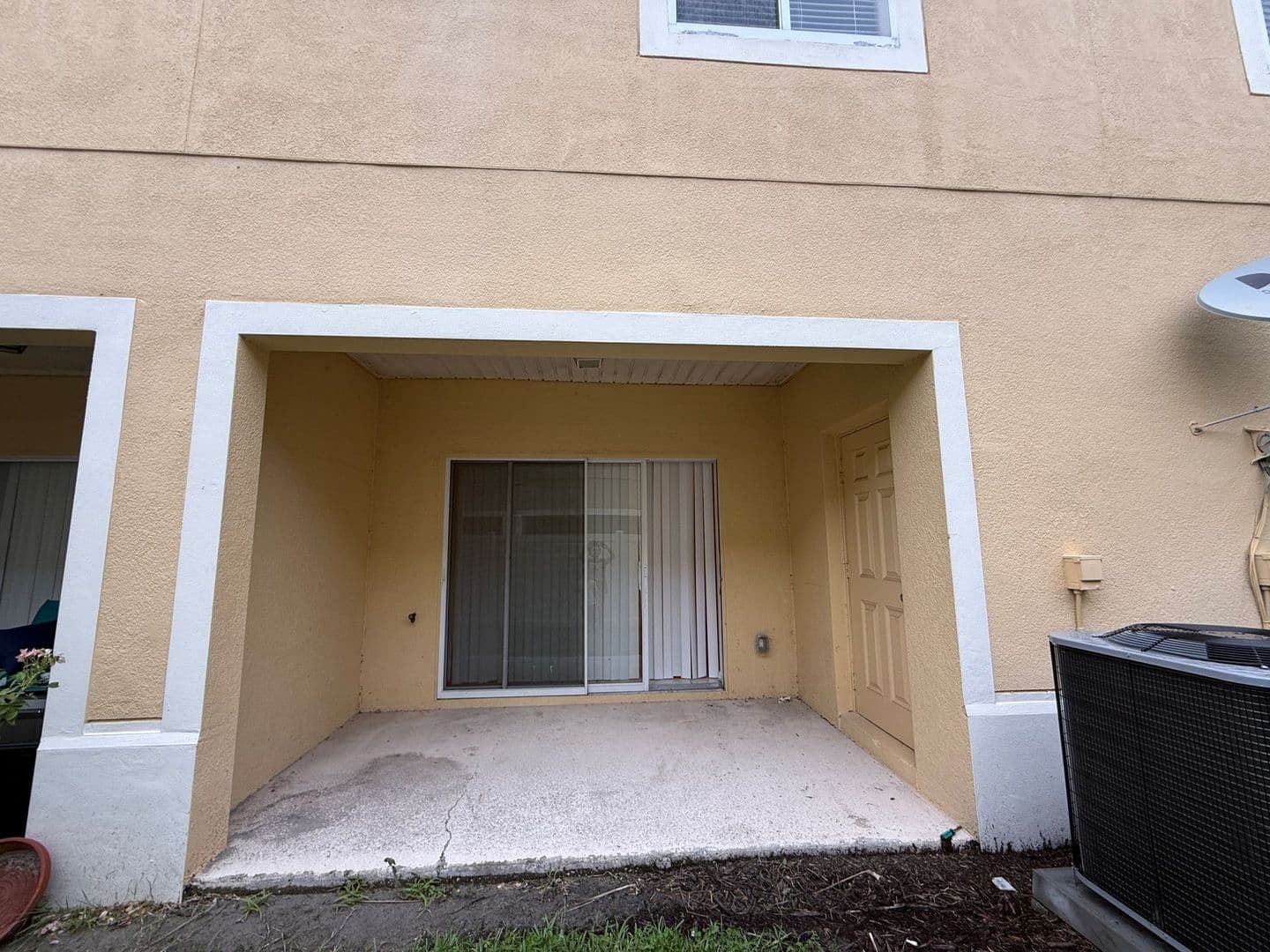 Tampa Townhome: 8533 Trailwind Drive