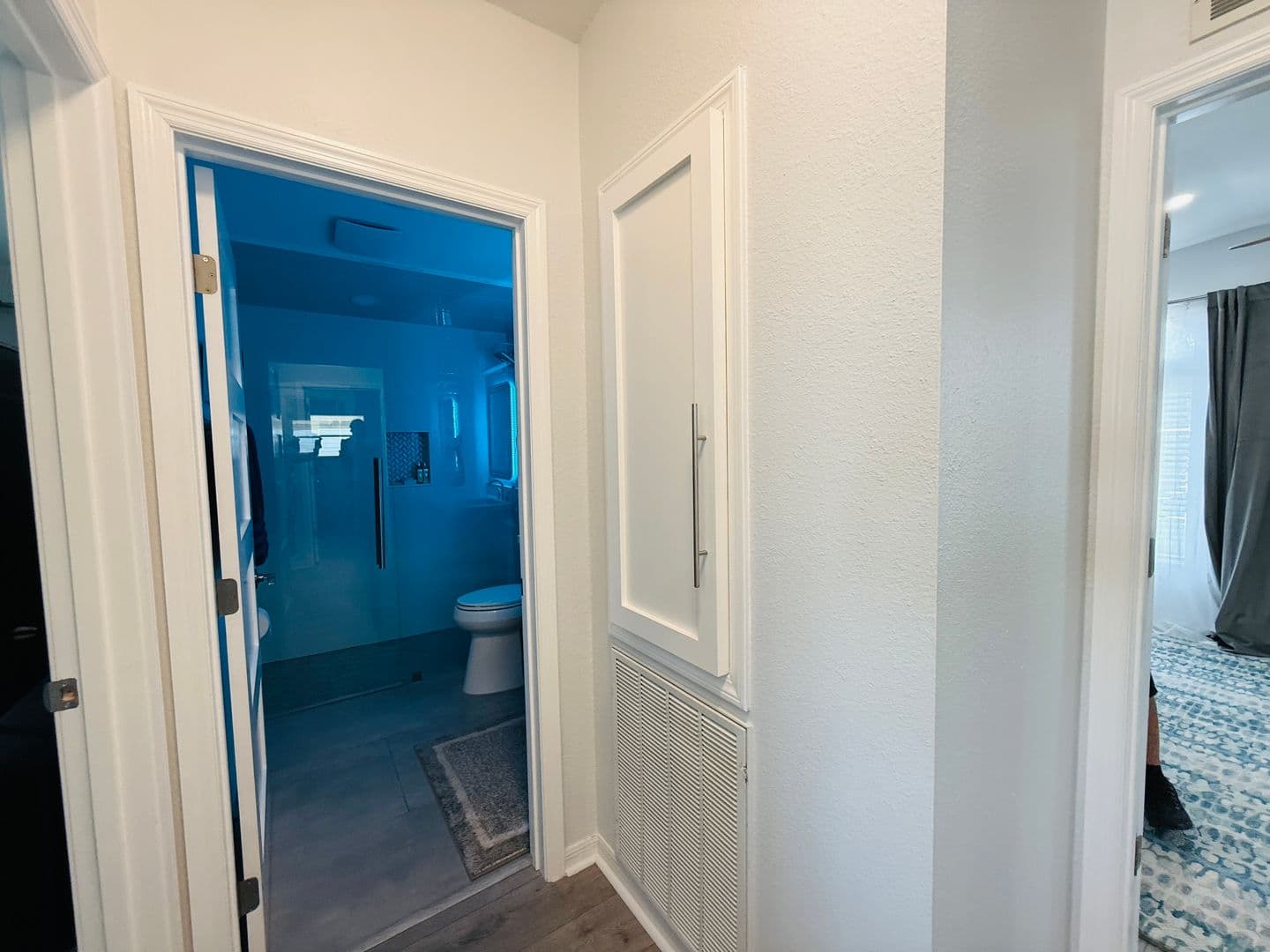 Tampa House: 4851 W. Gandy Blvd. Canal 5