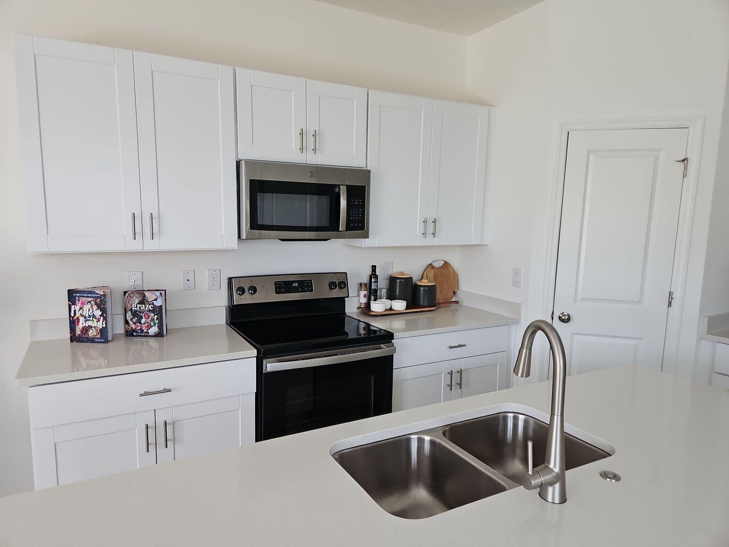Wesley Chapel Townhome: 2338 Alee Lane