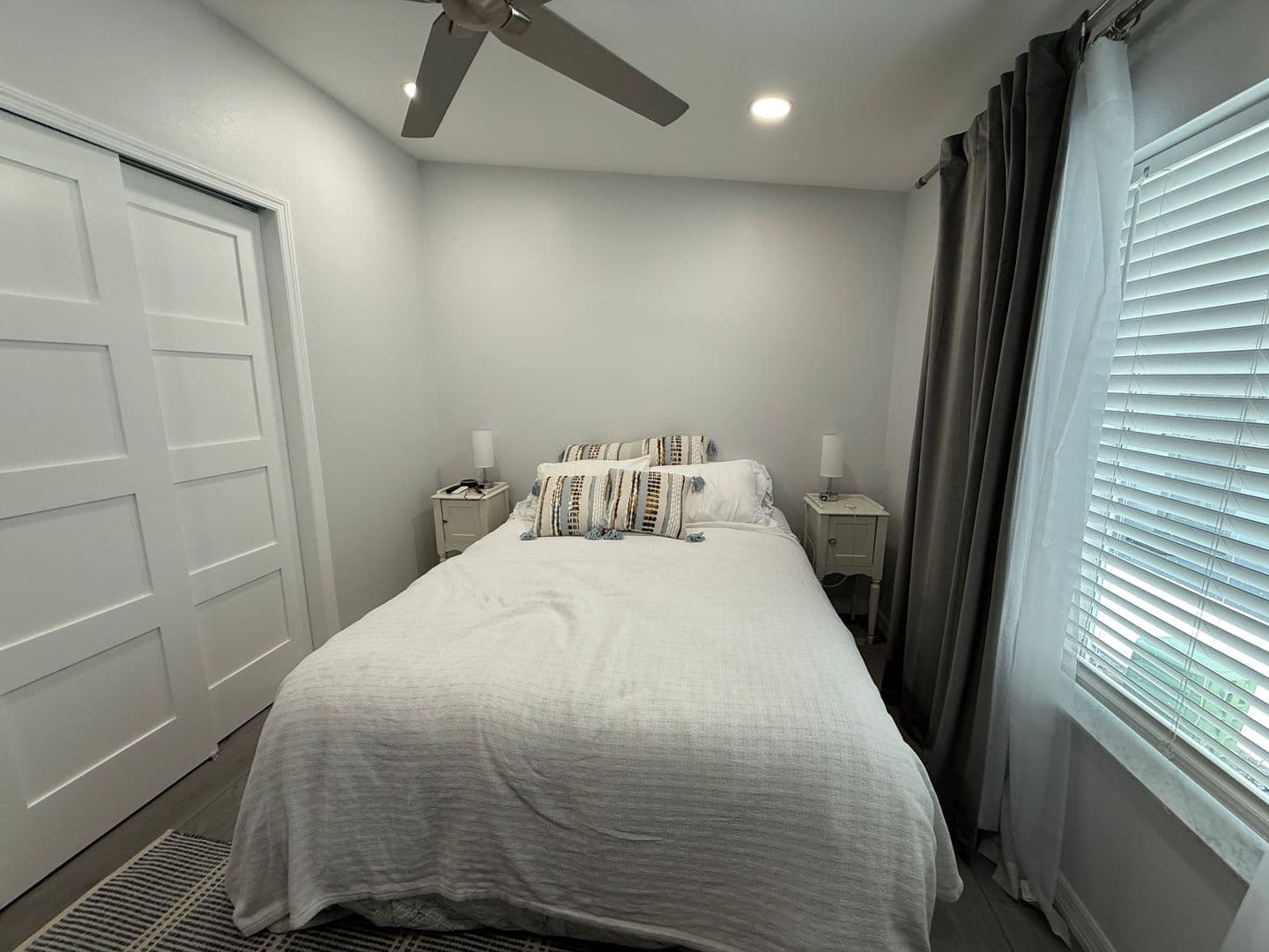 Tampa House: 4851 W. Gandy Blvd. Canal 5