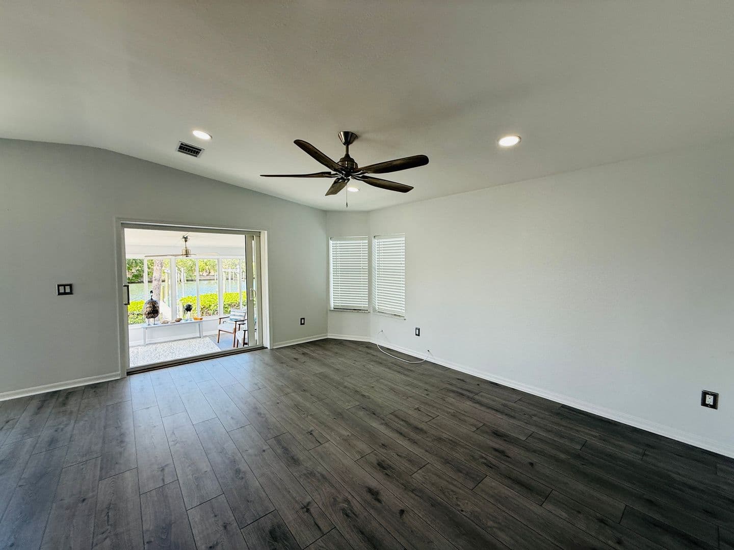 Tampa House: 4851 W. Gandy Blvd. Canal 5