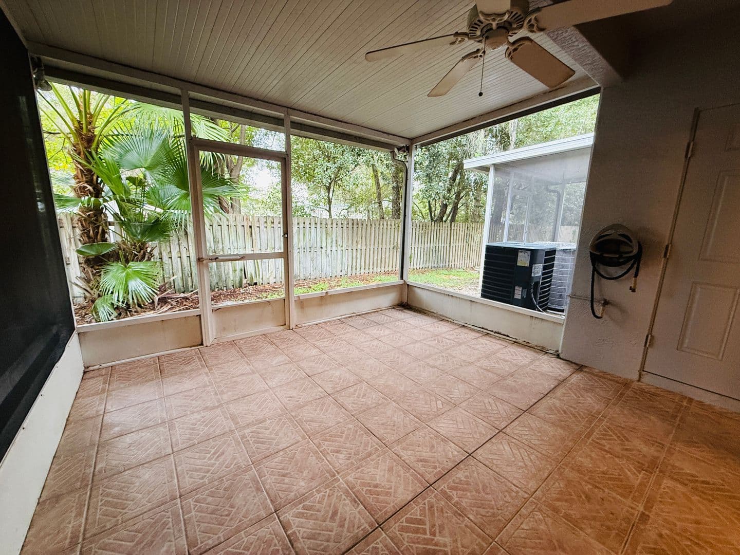Riverview Townhome: 6253 Osprey Lake Cir