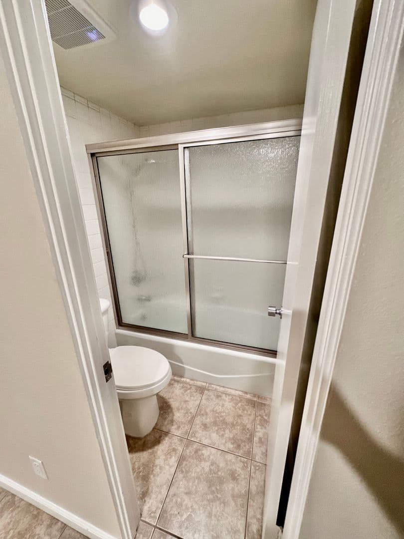 Palm Desert Apartment: 46255 Portola