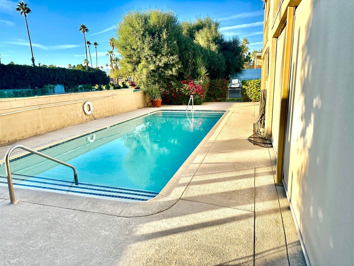 Palm Desert Apartment: 46255 Portola