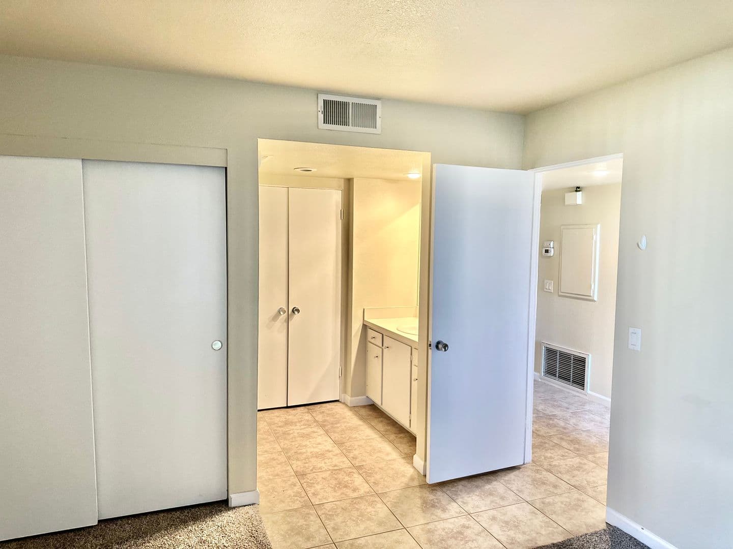 Palm Desert Apartment: 46255 Portola