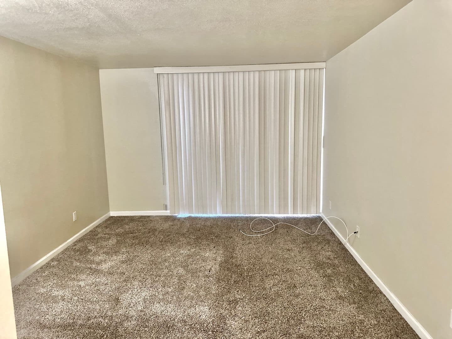 Palm Desert Apartment: 46255 Portola
