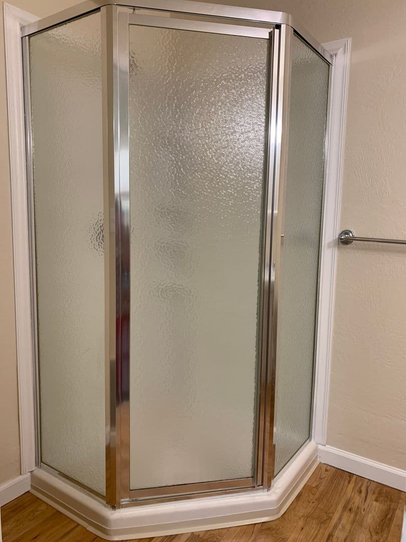 Menlo Park Apartment: 643 18th Avenue