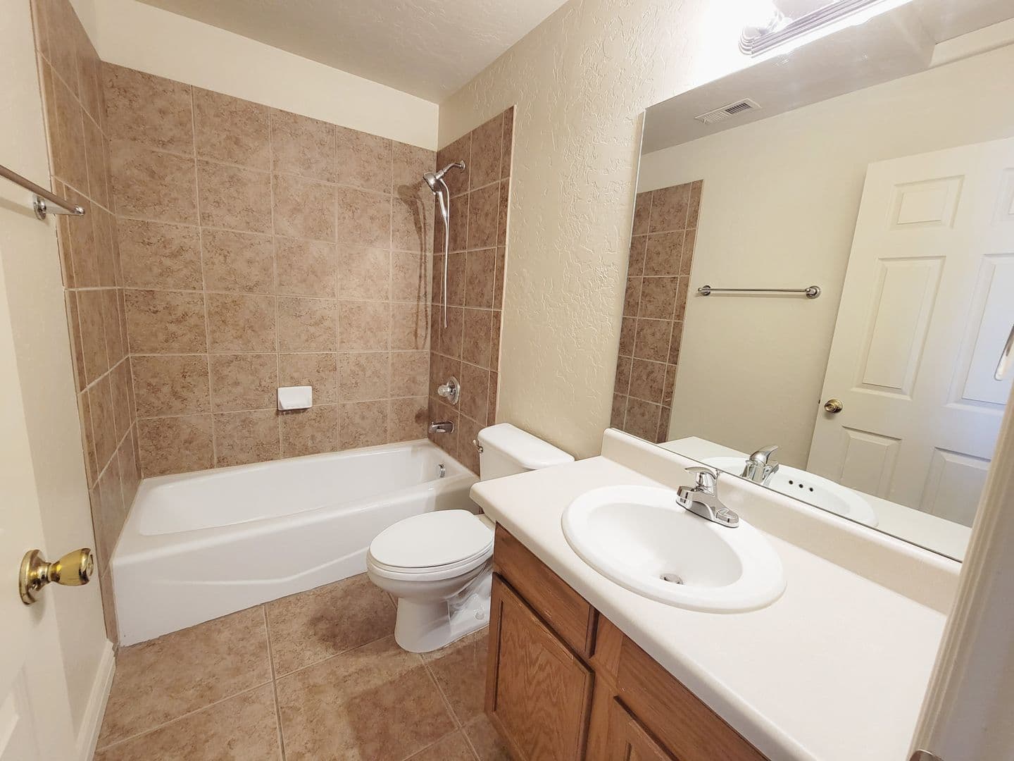 Flagstaff House: 1402 E. Scarlet Dr.