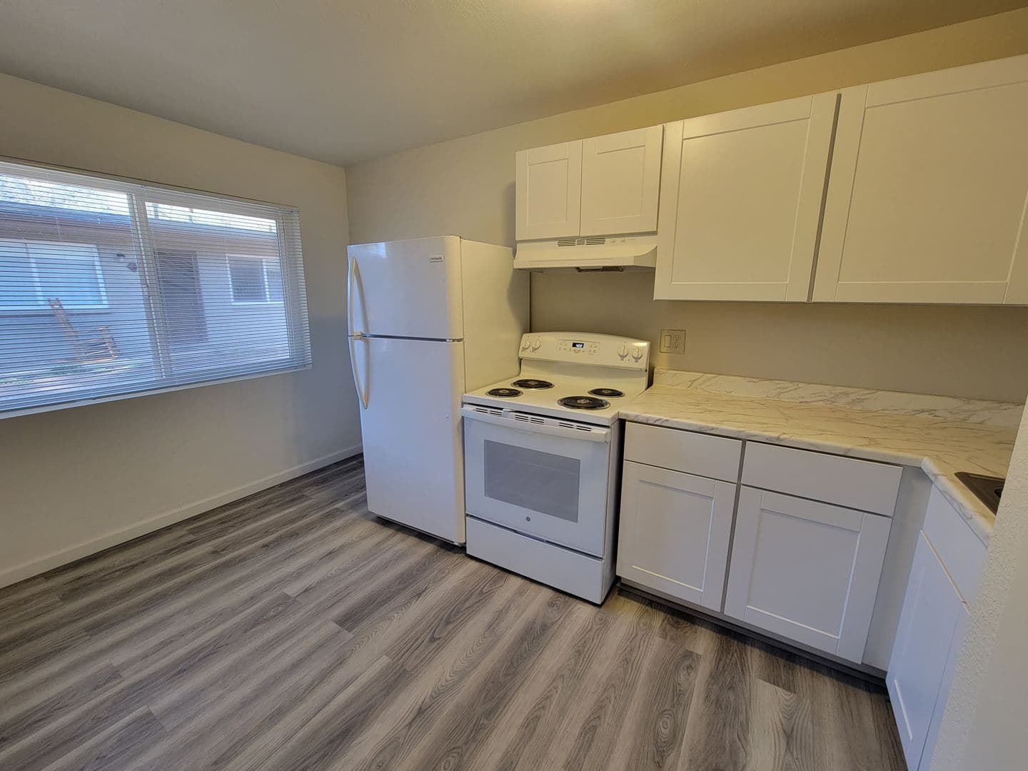 Flagstaff Apartment: 3009 N. Rose St. 9-15