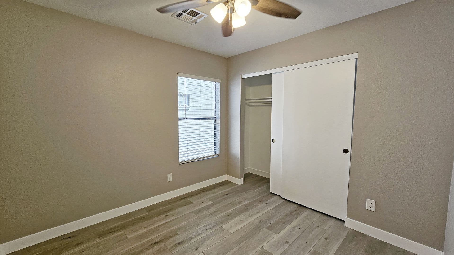 Glendale House: 10127 W. Orange Dr.