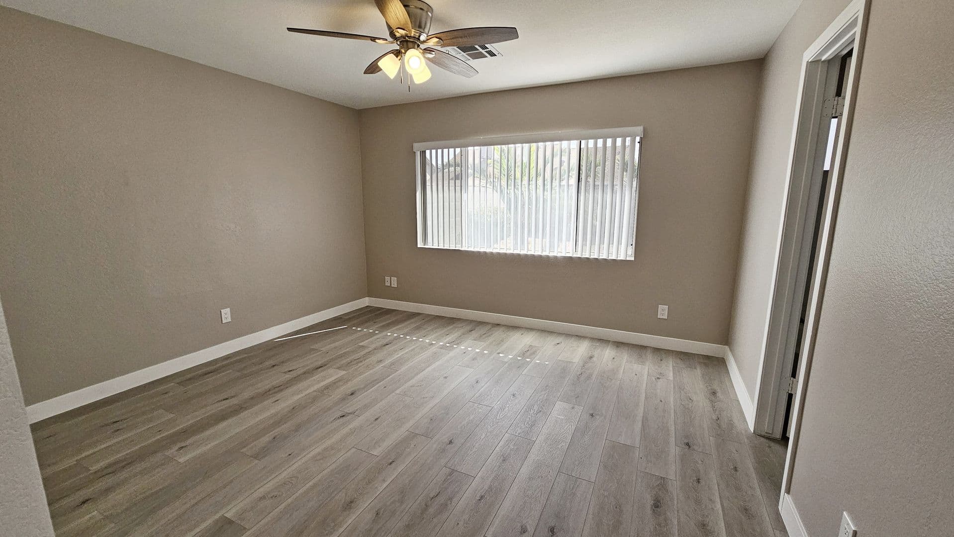 Glendale House: 10127 W. Orange Dr.
